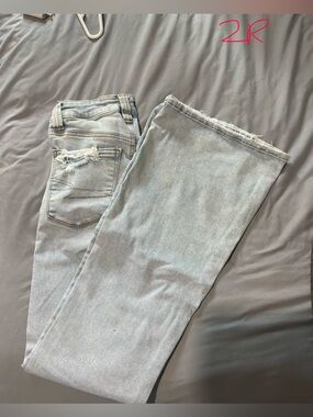 American Eagle Outfitters Light Wash Distressed Wide Leg Jeans
